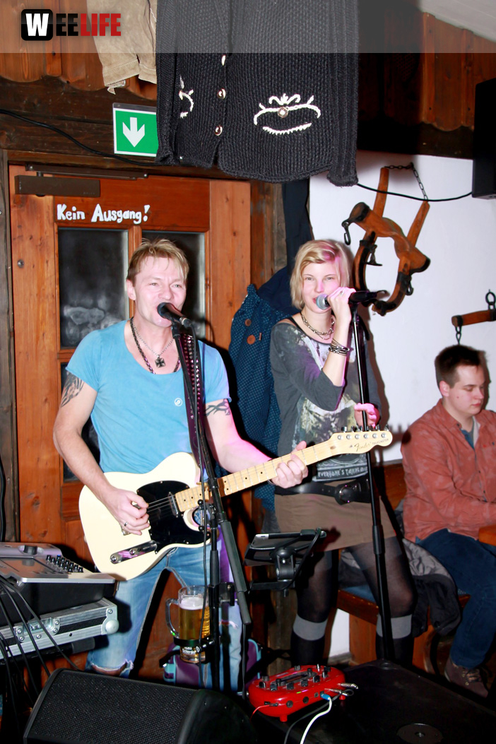 Enzo in der Hofer Skihütte