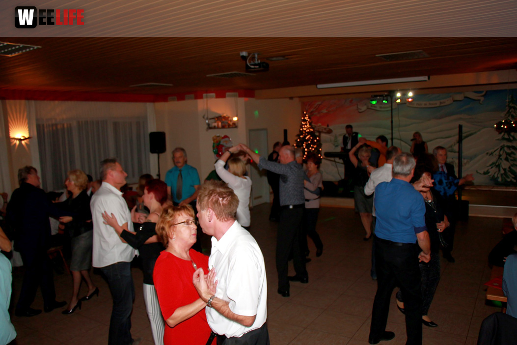 Weihnachtstanz mit Trio Kogler