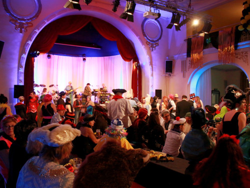 BR LIVE Kehrausfasching Narhalla Hof – Foto 25
