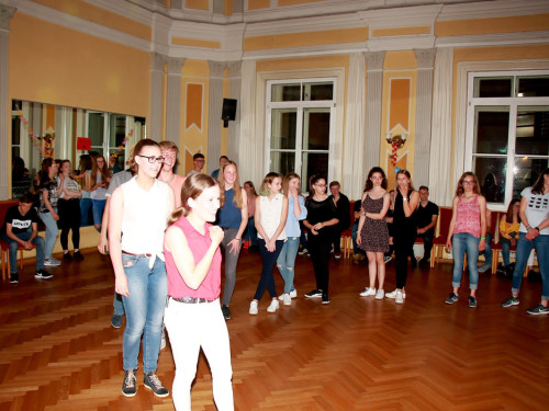 Tanzschule Swing XXL Schüler Beachparty – Foto 13