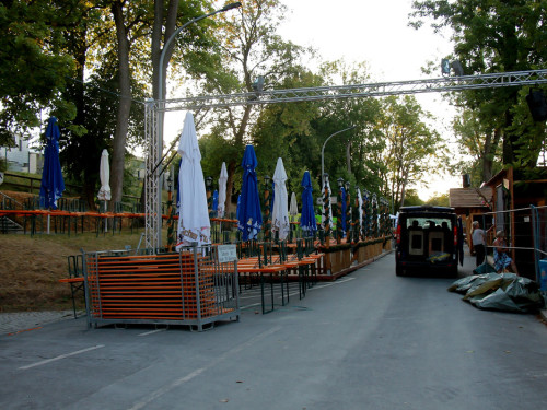 Volksfest Aufbau 26.7.2018 – Foto 24