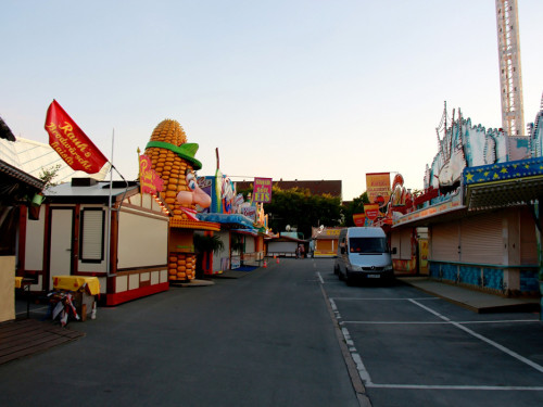 Volksfest Aufbau 26.7.2018 – Foto 46