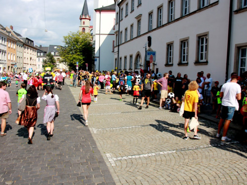 Aufstellung Volksfestumzug  Hofer Volksfest 2018 27.7.2018 – Foto 20