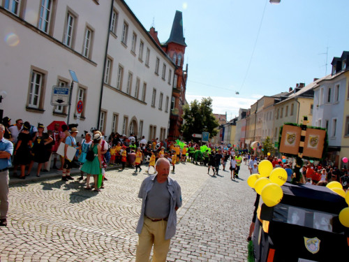 Aufstellung Volksfestumzug  Hofer Volksfest 2018 27.7.2018 – Foto 27