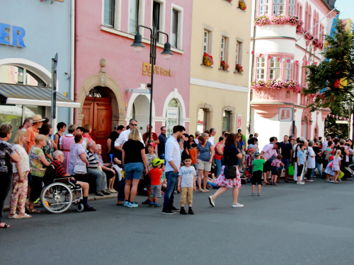 Zuschauer Volksfestumzug  Hofer Volksfest 2018 – Foto 5
