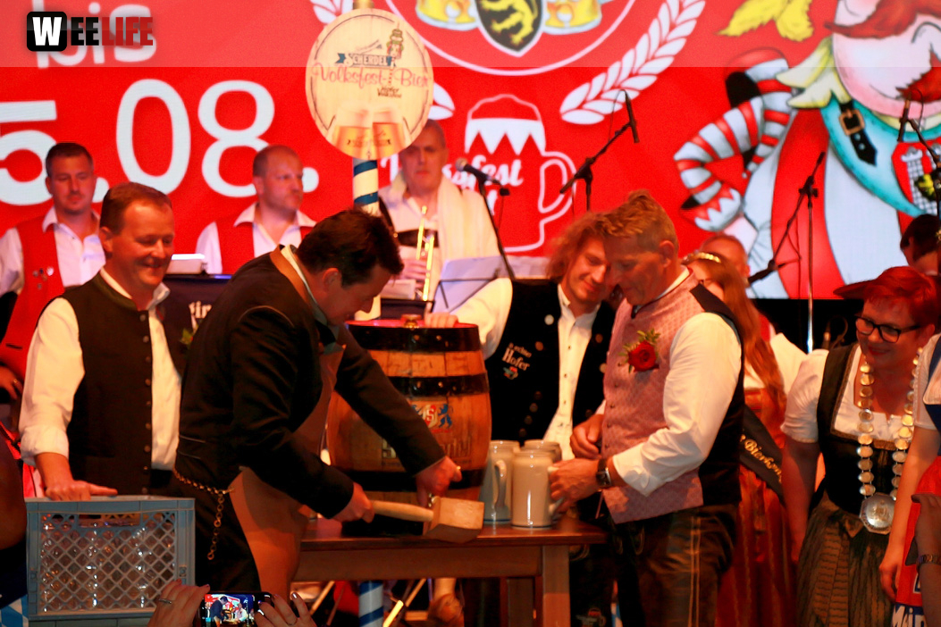 Bieranstich Hofer Volksfest 2018