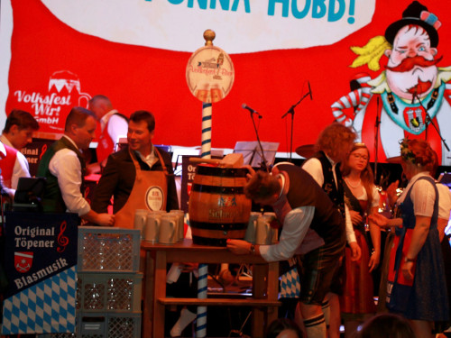 Bieranstich Hofer Volksfest 2018 – Foto 3