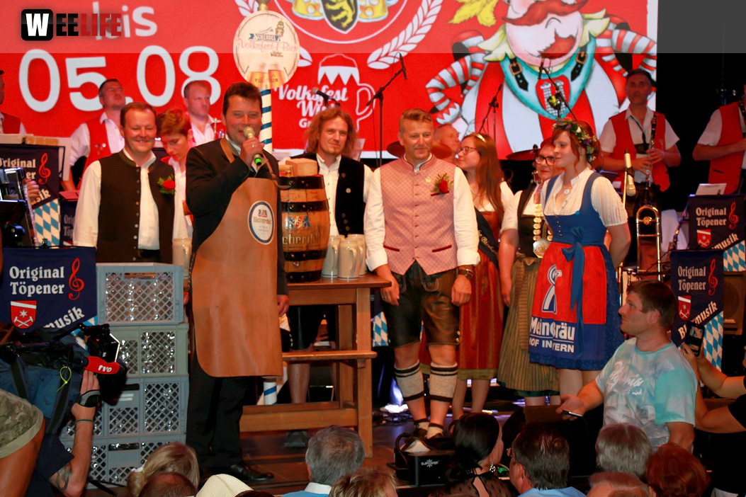 Bieranstich Hofer Volksfest 2018