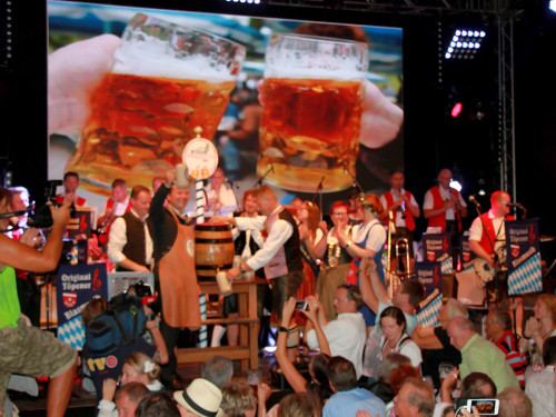 Bieranstich Hofer Volksfest 2018 – Foto 21