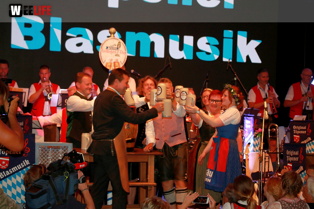 Bieranstich Hofer Volksfest 2018