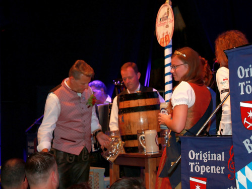 Bieranstich Hofer Volksfest 2018 – Foto 34
