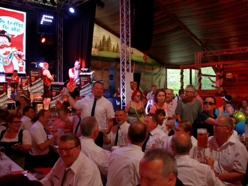 Auftakt mit der Original Töpener Blasmusik Hofer Volksfest 2018 – Foto 14
