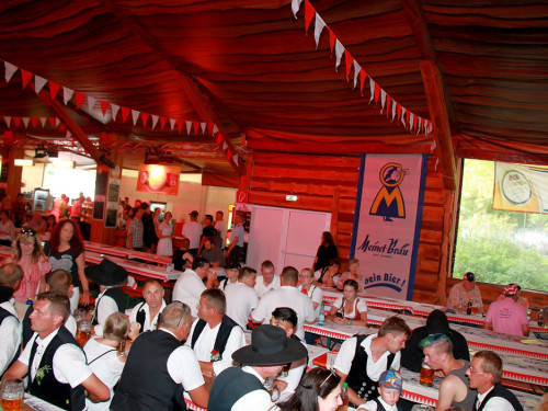 Auftakt mit der Original Töpener Blasmusik Hofer Volksfest 2018 – Foto 26