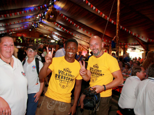 Auftakt mit der Original Töpener Blasmusik Hofer Volksfest 2018 – Foto 36