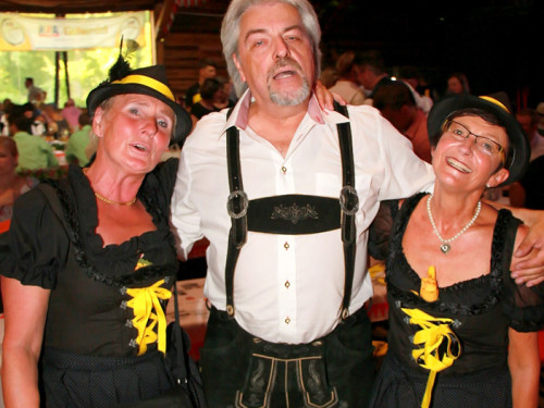 Auftakt mit der Original Töpener Blasmusik Hofer Volksfest 2018 – Foto 44