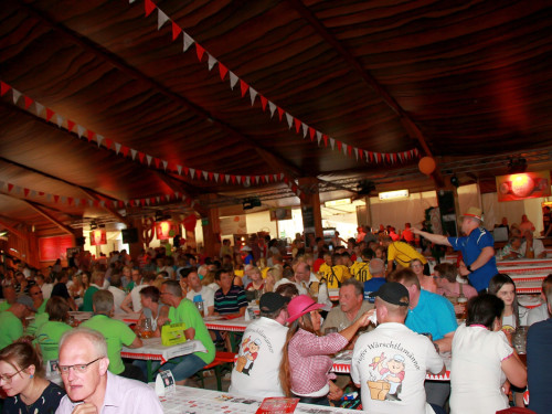 Auftakt mit der Original Töpener Blasmusik Hofer Volksfest 2018 – Foto 49
