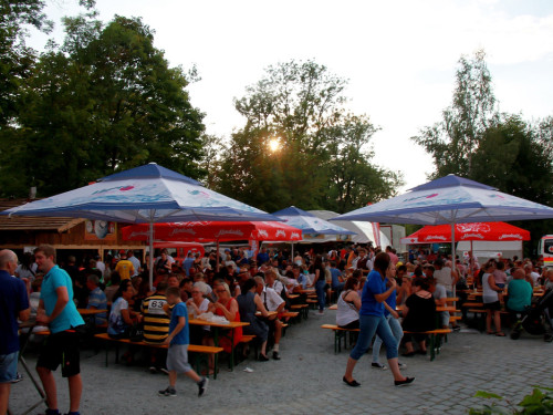 Auftakt mit der Original Töpener Blasmusik Hofer Volksfest 2018 – Foto 58