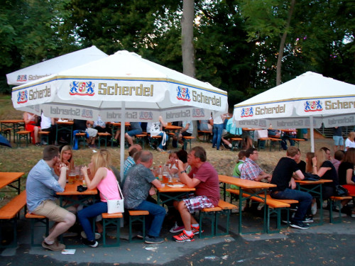 Die Partyvögel Samstag Hofer Volksfest 2018 – Foto 79