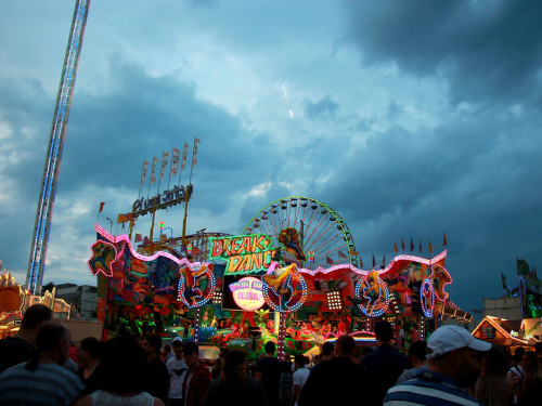 Die Partyvögel Samstag Hofer Volksfest 2018 – Foto 85