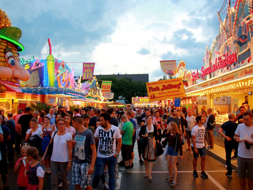 Die Partyvögel Samstag Hofer Volksfest 2018 – Foto 90