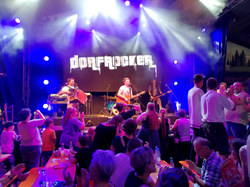 Die Dorfrocker Tag der Generationen Radio Euroherz Hofer Volksfest 2018 – Foto 54