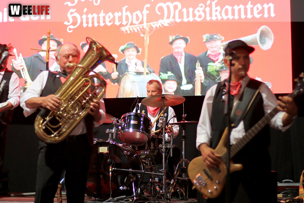 Tag der Sparkasse Jetzendorfer Hinterhofmusikanten Hofer Volksfest 2018
