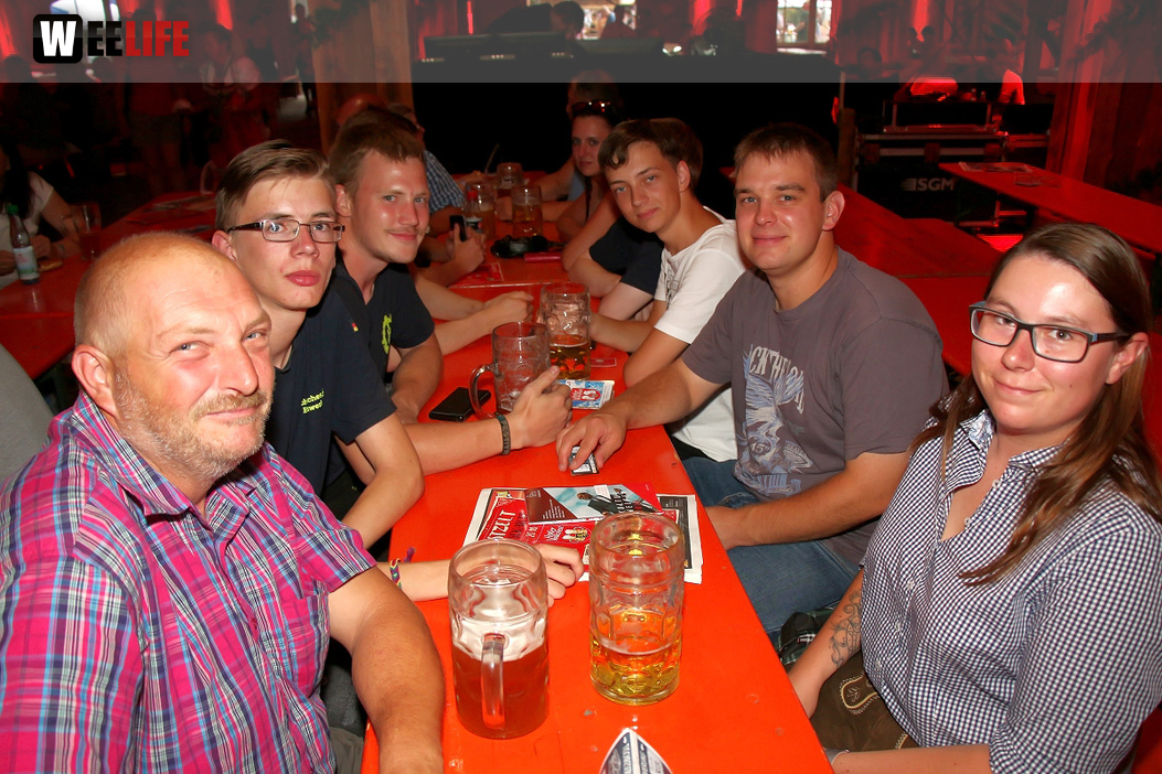 Tag der Sparkasse Jetzendorfer Hinterhofmusikanten Hofer Volksfest 2018