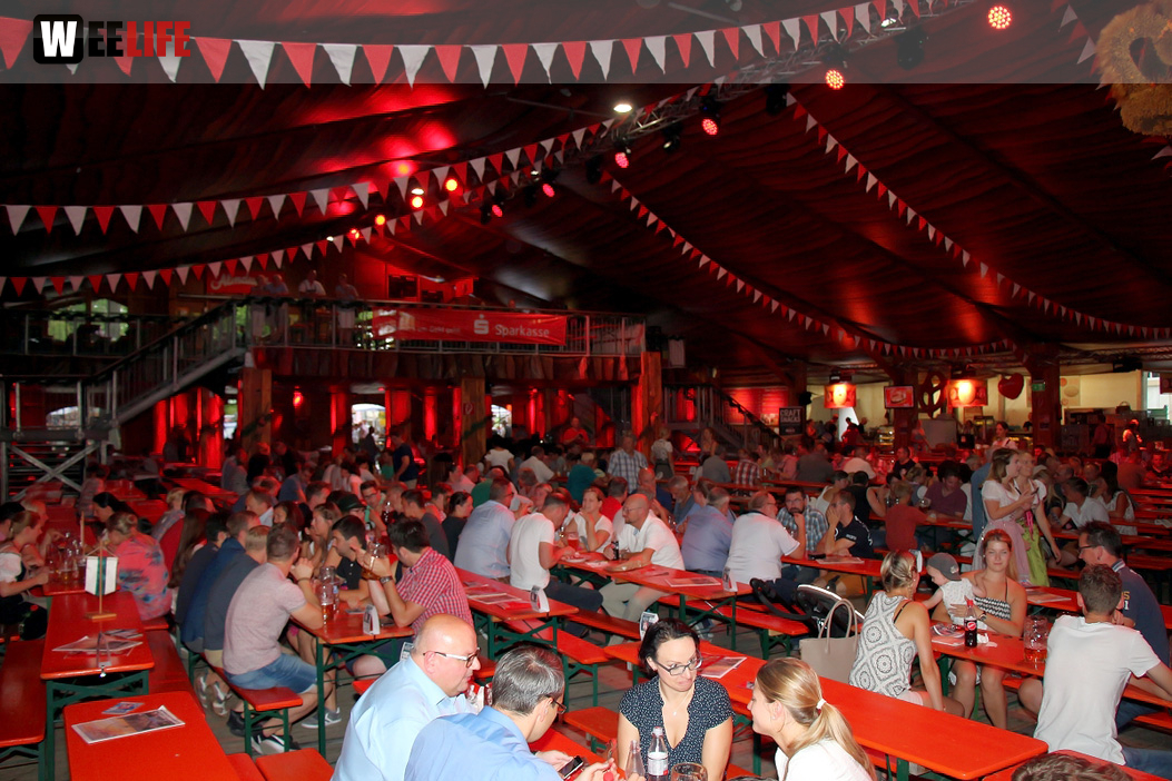 Tag der Sparkasse Jetzendorfer Hinterhofmusikanten Hofer Volksfest 2018