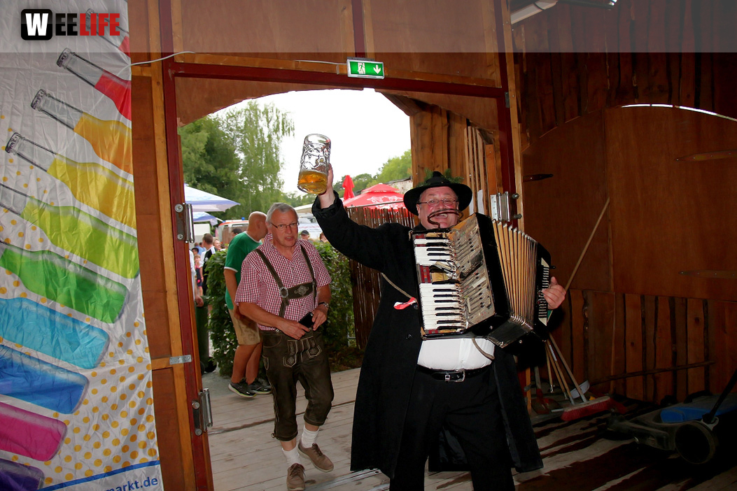 Tag der Sparkasse Jetzendorfer Hinterhofmusikanten Hofer Volksfest 2018