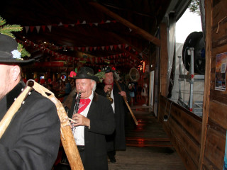 Foto 215216 im Album