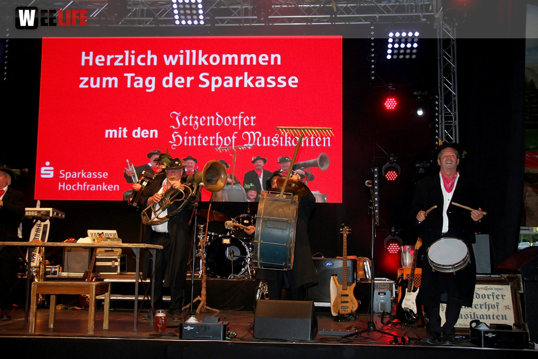 Tag der Sparkasse Jetzendorfer Hinterhofmusikanten Hofer Volksfest 2018