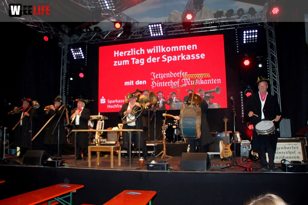 Tag der Sparkasse Jetzendorfer Hinterhofmusikanten Hofer Volksfest 2018