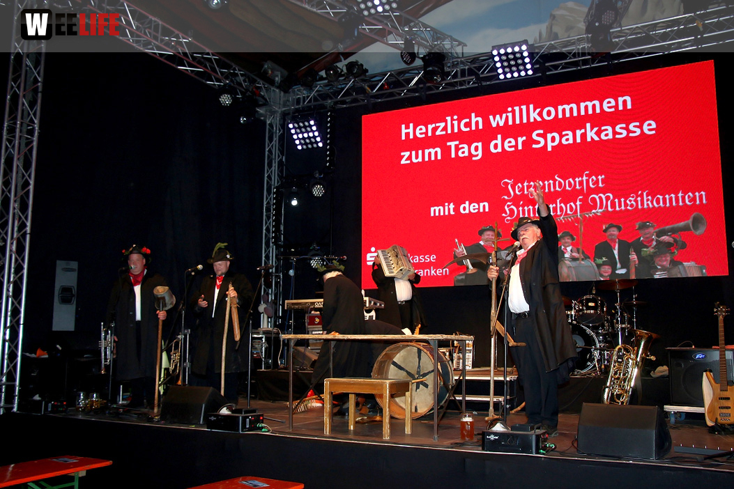 Tag der Sparkasse Jetzendorfer Hinterhofmusikanten Hofer Volksfest 2018