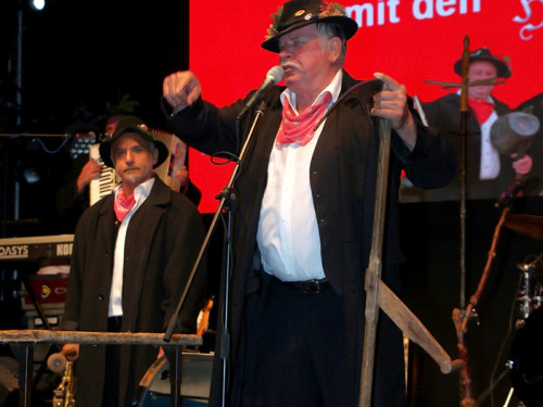 Tag der Sparkasse Jetzendorfer Hinterhofmusikanten Hofer Volksfest 2018 – Foto 46