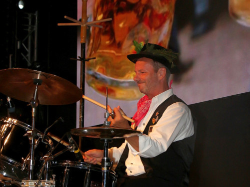 Tag der Sparkasse Jetzendorfer Hinterhofmusikanten Hofer Volksfest 2018 – Foto 52