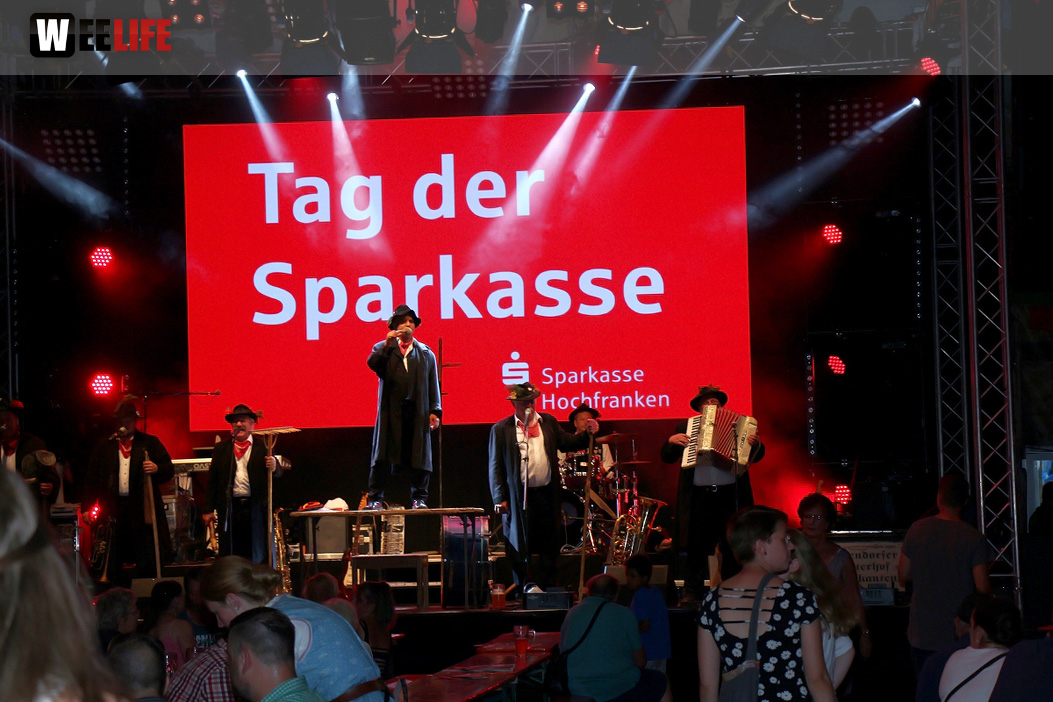 Tag der Sparkasse Jetzendorfer Hinterhofmusikanten Hofer Volksfest 2018