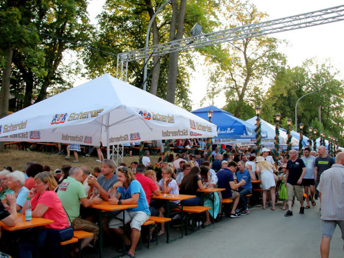 Nachmittag Tag 7 Hofer Volksfest 2018  – Foto 10