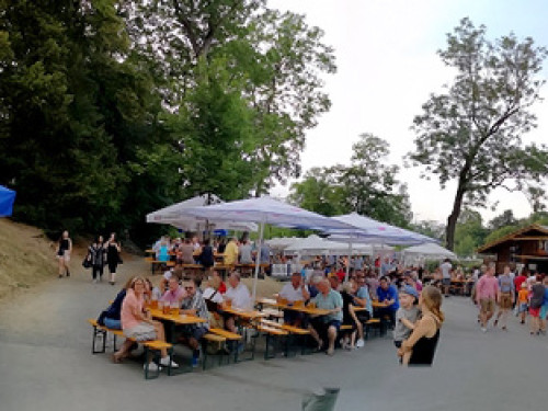 Nachmittag Tag 8 Hofer Volksfest 2018 3.8.18 – Foto 44