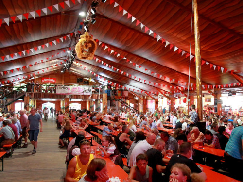 Surprise Tag 8 Hofer Volksfest 2018 – Foto 8