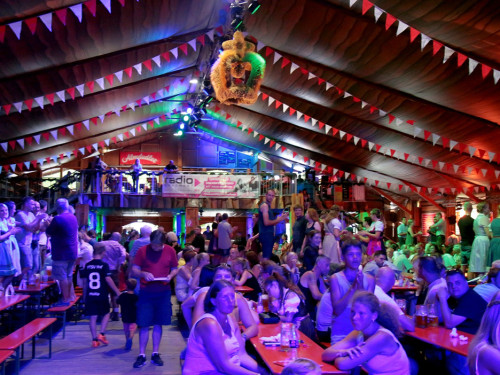 Surprise Tag 8 Hofer Volksfest 2018 – Foto 30