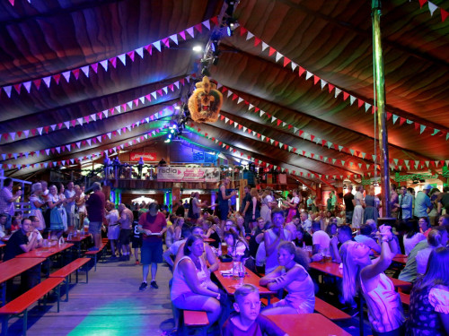 Surprise Tag 8 Hofer Volksfest 2018 – Foto 32