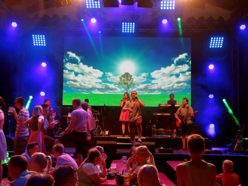 Surprise Tag 8 Hofer Volksfest 2018 – Foto 41