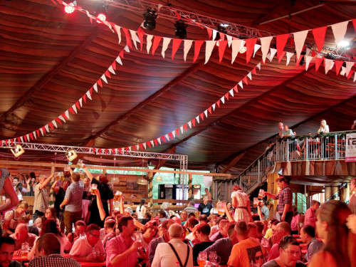 Surprise Tag 8 Hofer Volksfest 2018 – Foto 42