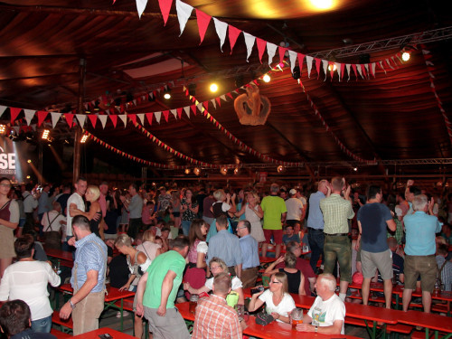 Surprise Tag 8 Hofer Volksfest 2018 – Foto 46