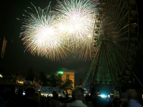 Abschlussfeuerwerk Hofer Volksfest 2018 – Foto 127