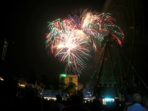 Abschlussfeuerwerk Hofer Volksfest 2018 – Foto 144