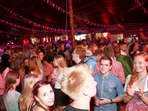 Aischzeit Aetka-Tag Tag 9 Hofer Volksfest 2018 – Foto 27