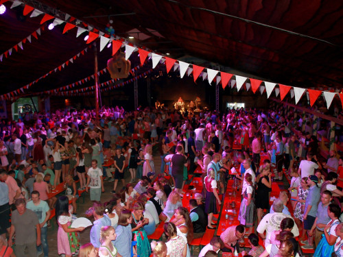 Aischzeit Aetka-Tag Tag 9 Hofer Volksfest 2018 – Foto 58