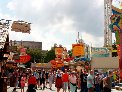 Nachmittag Tag 10 Hofer Volksfest 2018 – Foto 17