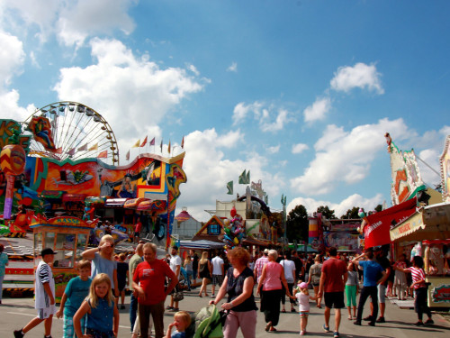 Nachmittag Tag 10 Hofer Volksfest 2018 – Foto 19